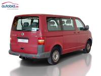 Pogled od pozadi desno