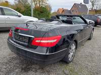 Widok z tyłu po stronie prawej