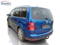 Вид сзади слева