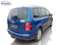 Вид сзади справа