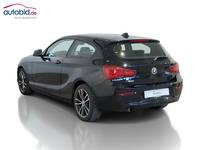 Vaade tagant vasakult