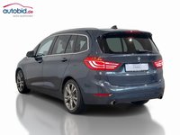 Vaade tagant vasakult