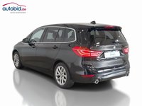 Vaade tagant vasakult