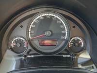 Pohled na přístrojovou desku