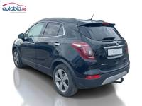 Vaade tagant vasakult