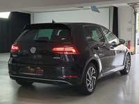 Náhled zezadu zprava