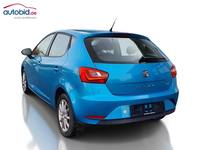 Vista traseira esquerda