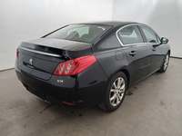 Vue de l’arrière droit