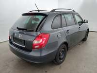 Vue de l’arrière droit