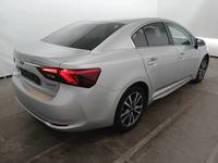 Vue de l’arrière droit