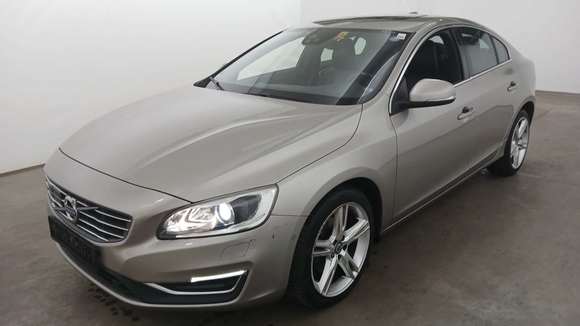 Vista anteriore sinistra