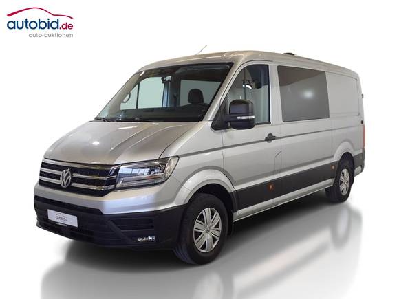 Pogled od napred levo