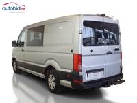 Pogled od pozadi levo