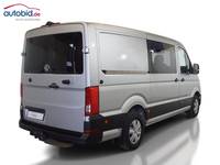 Pogled od pozadi desno