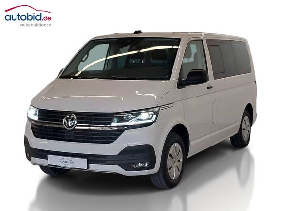 Pogled od napred levo