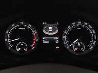 Pogled na kombinovani instrument