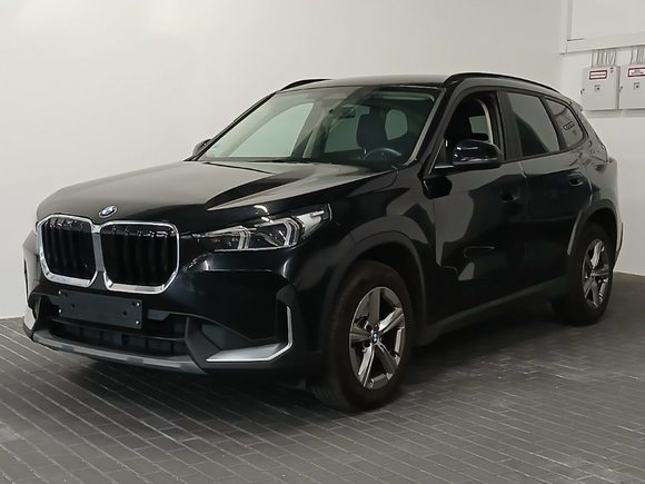 Vista anteriore sinistra