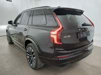 Vue de l’arrière gauche