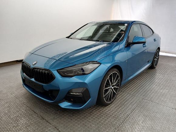 Vue de l’avant gauche