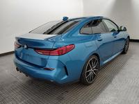 Vue de l’arrière droit