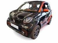 Skats no kreisās puses priekšā