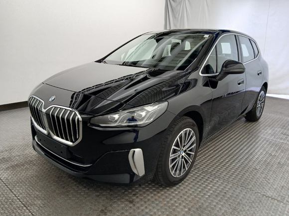 Vue de l’avant gauche