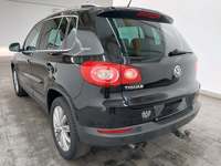 Skats no kreisās puses aizmugurē