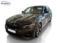 Skats no kreisās puses priekšā