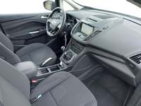 Вид на салон