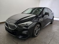 Pogled od napred levo