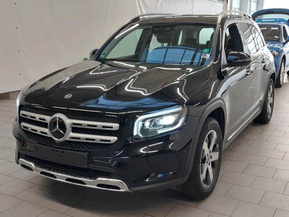 Pogled od napred levo