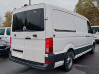 Pogled od pozadi desno