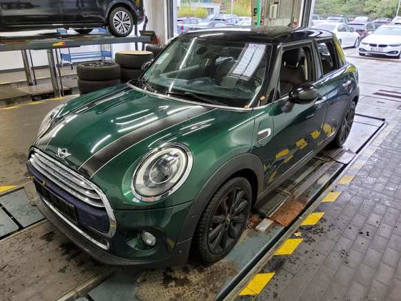 Náhled zpředu zleva