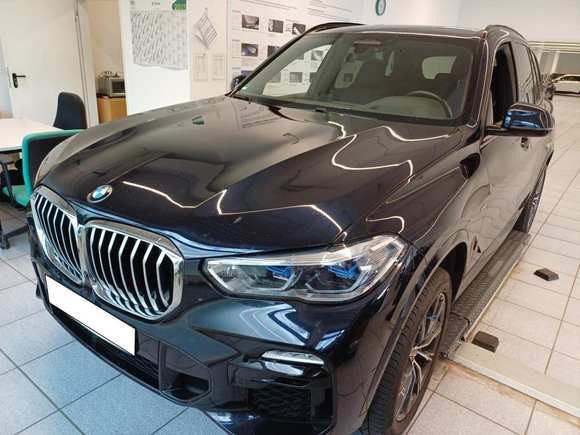 Náhled zpředu zleva