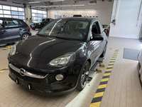 Skats no kreisās puses priekšā