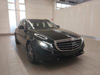 Pogled od napred  desno