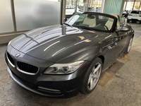 Pogled sprijeda lijevo