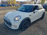 Vue de l’avant gauche