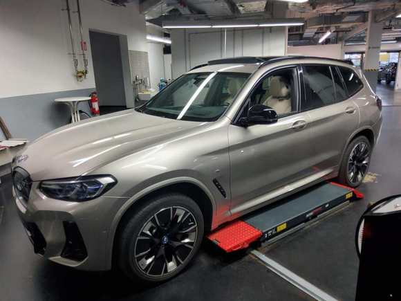 Vista dianteira esquerda