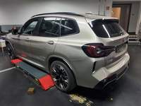 Vista traseira esquerda