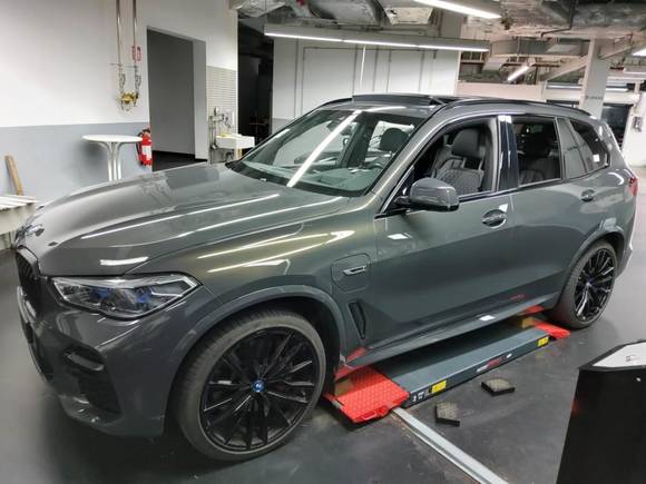 Vista dianteira esquerda