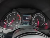 Pohled na přístrojovou desku