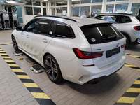 Vista traseira esquerda