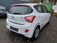 Widok z tyłu po stronie prawej