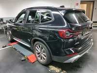 Vista traseira esquerda