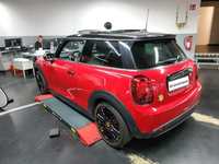 Vista traseira esquerda