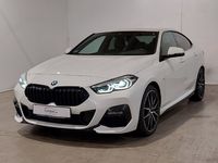 Vue de l’avant gauche