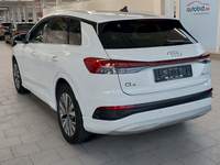 Vista traseira esquerda