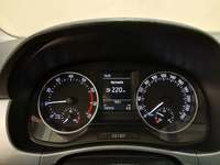 Pohled na přístrojovou desku