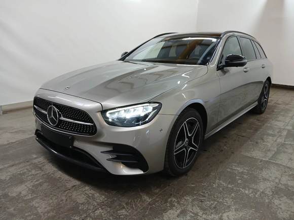 Pogled od napred levo